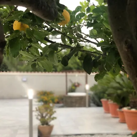 Invilla - Quality Alojamento de Acomodação e Pequeno-almoço Santa Maria di Castellabate
