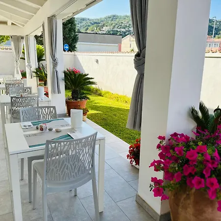 Bed & Breakfast Invilla - Quality Santa Maria di Castellabate