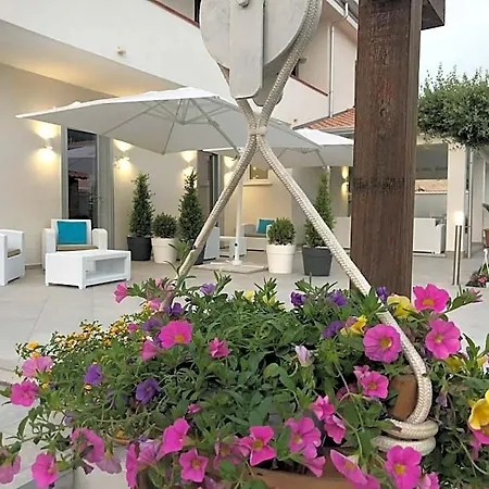 Invilla - Quality Bed & Breakfast 4*